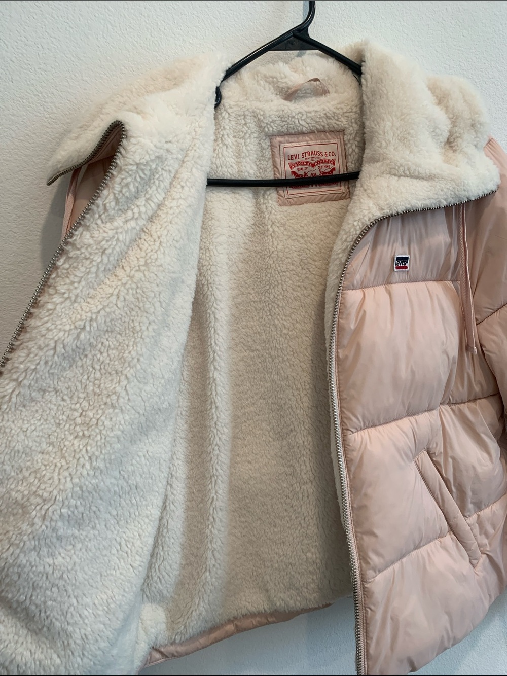 Levi’s Ladies Puffer Jacket - Picture 12 of 14